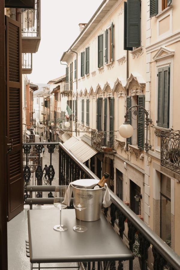 Caffe Delle Rose Les Chambres Verbania Buitenkant foto